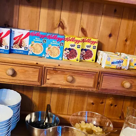 בית הארחה The Pathway וויטבי